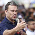 El exministro del Interior del gobierno de Rafael Correa, ha sido seleccionado por el movimiento Centro Democrático para ser una posible carta presidencial.