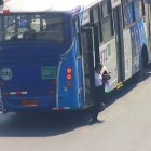 El alcalde compartió fotografías de diferentes vehículos por la ciudad.