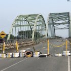 Paso. Los conductores solo utilizan el viaducto contiguo, en Babahoyo.