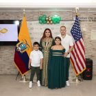 Mafer Meza con su familia.