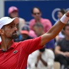 Novak Djokovic brillante en París.