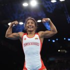 Lucía Yépez festejó haber conseguido el boleto a la final de lucha libre femenina en los Juegos de París 2024