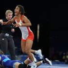 La ecuatoriana cuando era proclamada como vencedora de la semifinal y por ende asegurando medalla en la final de los 53 kg.