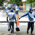 Funcionarios de Urvaseo realizan a diario una limpieza profunda del sector.