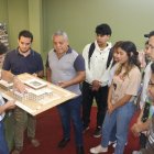 Maquetas. Propuestas arquitectónicas de hospitales urbanos son expuestos en la Universidad de Guayaquil.