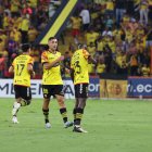 Barcelona derrota a Independiente en el estadio Monumental.