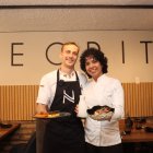 La verdad es que esta pareja es tan agradable que irremediablemente uno quisiera ser su amigo.