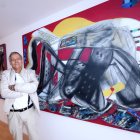 El pintor Carlos Rosero tiene cincuenta años de trayectoria artística y ha recibido una veintena de galardones.