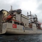 Nave. El barco turco que va a generar energía eléctrica para Guayaquil, en el río Guayas.
