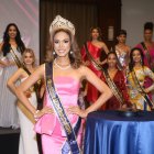 La presentación de la corona.