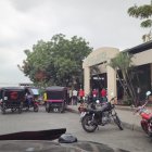 Caso. El mercado fue cerrado mientras policías realizaban las pericias.