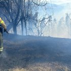 Un nuevo incendio forestal se registró este sábado 17 de agosto, personal de Bomberos acudió a Yaruquí para sofocar el incendio