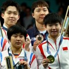 La delegación de China terminó segunda en el medallero por encima de EEE.UU., aún así los hinchas deportivos los acosan a los deportistas.