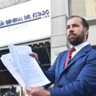 Miembros de la Izquierda Democrática (ID) acudieron a la Fiscalía General del Estado el 20 de agosto de 2024