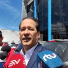 Acudirá al CNE a aceptar su precandidatura presidencial la próxima semana.