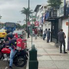En la zona comercial de Urdesa fue asesinada una persona la noche del pasado 22 de agosto.