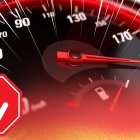 Las multas por exceso de velocidad no cesan en el país.