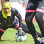 Irene Tobar es la experiencia en el arco de Ñañas.