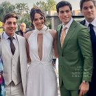 Danilo con los esposos y su familia.