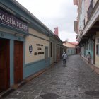 El tradicional barrio Las Peñas de Guayaquil luce con poca presencia de turistas.