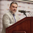 José Serrano declinó su candidatura.