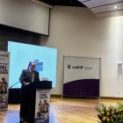 Humberto Plaza, ministro de Vivienda, en la presentación del bono.