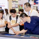 Lo mejor del camarón ecuatoriano se exhibe en una feria en China.