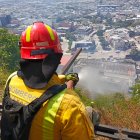 Situación. Los bomberos lograron combatir el fuego la tarde de ayer.
