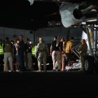 Ciudadanos de nacionalidad ecuatoriana son deportados este jueves 29 de agosto de 2024 desde el Aeropuerto Marcos A. Gelabert, en el lado Pacífico del canal de Panamá (Panamá), con destino a la ciudad portuaria de Manta, en Ecuador.