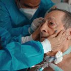 María Fernanda Restrepo espera que su padre pronto pueda ser trasladado a su casa.