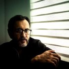 ‘Especie pura del aire’, es el poemario más reciente del escritor guayaquileño Carlos Luis Ortiz.