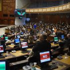 Asamblea Nacional rechaza fallo judicial que ordena retomar juicios políticos.