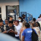 El uso de la mascarilla es vital para evitar el contagio entre los reos y sus familiares.