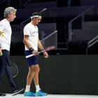 Emilio Gómez (d) es uno de los elegidos por Raúl Viver para la llave de Copa Davis.