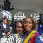 Kiara y su madre, Narcisa España, antes del viaje a París. Ella fue abanderada del Team Ecuador.