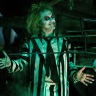 Michael Keaton como Beetlejuice.