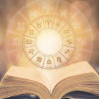 Los astros coinciden en que es momento para dejar atrás patrones que ya no te sirven.