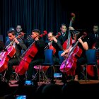 Acto. Los jóvenes músicos recuerdan éxitos de la banda.
