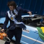 Ademar Rodrigues Meireles, más conocido como “Milei de Floripa”, sostiene una motosierra en la ciudad de São Paulo, en Brasil.