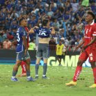 Los jugadores de Emelec no encontraron la forma de derrotar el arco de Técnico Universitario y además carecieron de efectividad en la definición por penales.