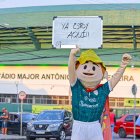 Bananerito cuando fue a Brasil a apoyar a la Tri.