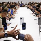 Una exhibición de los nuevos modelos Apple iPhone 16 en el evento de lanzamiento de producto "Glowtime" de Apple en el campus de Apple Park en Cupertino, California, EE. UU., 9 de septiembre de 2024.