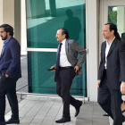 Carlos Pólit, familiares y abogados en una foto de archivo.