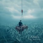 El artista argentino no revela el nombre de su nuevo amor, pero dice que no está solo.