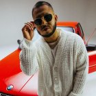 El rapero hondureño Cruzito, que formará parte del festival Romantic Style 2: Reggaeton Lovers, estrenó el 11 de septiembre de 2024 su más reciente tema: "Brindo".