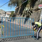 Los agentes de tránsito comenzaron a cerrar las calles que rodean la Basílica, en el Centro Histórico de Quito.