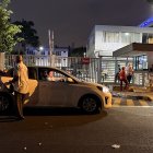 Consulta. Algunos van a las 3:00 al Hospital de la Policía Nacional. Los que llegan a las 6:00 no siempre logran ser atendidos.