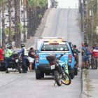 Debido al accidente, un tramo de la avenida Francisco de Orellana tuvo que ser cerrado por personal de la Agencia de Tránsito y Movilidad.