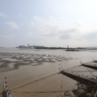 Escena. Desde las residencias de La Puntilla esto es lo que se ve: un nuevo banco de arena que se expande.