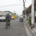 Acto. La persona baleada estaba conversando con amigos.